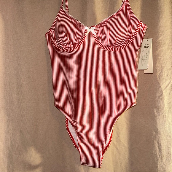 No Boundaries Red and White Striped One Piece Swimsuit - Picture 1 of 10